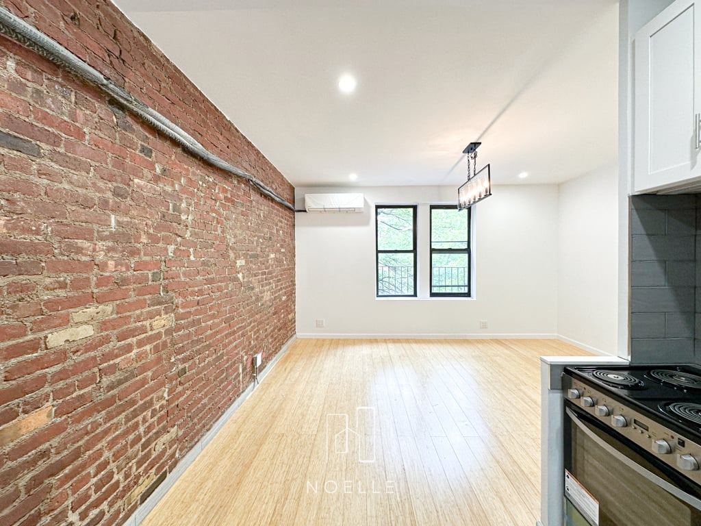 Brooklyn studio with exposed brick