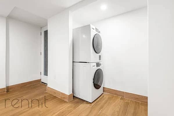 Ridgewood apartment with washer and dryer in unit