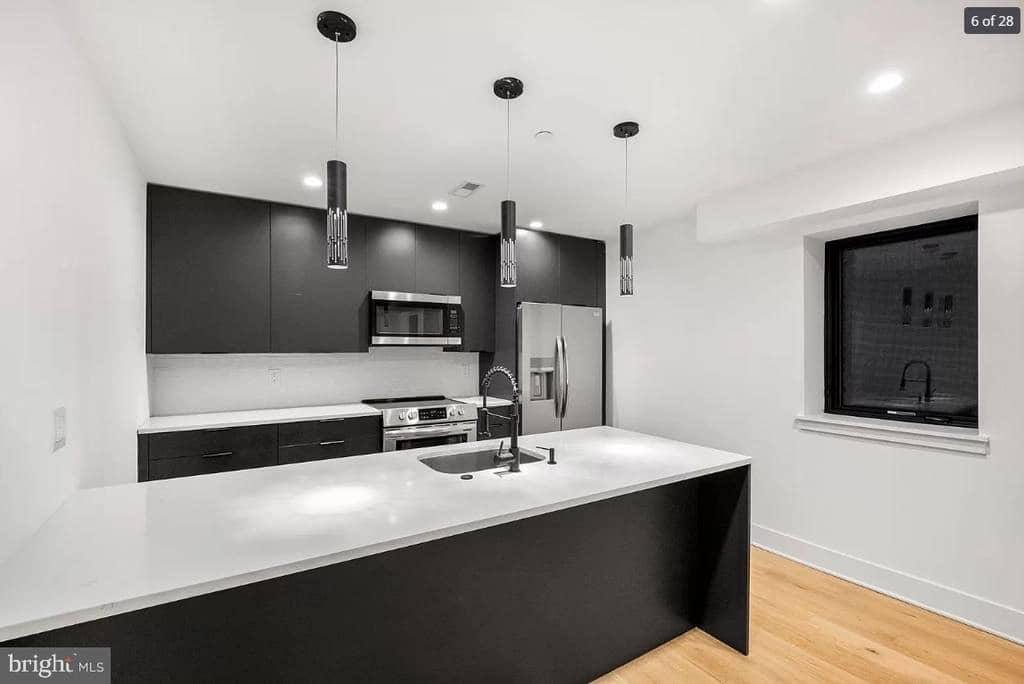 Passyunk Square apartment kitchen