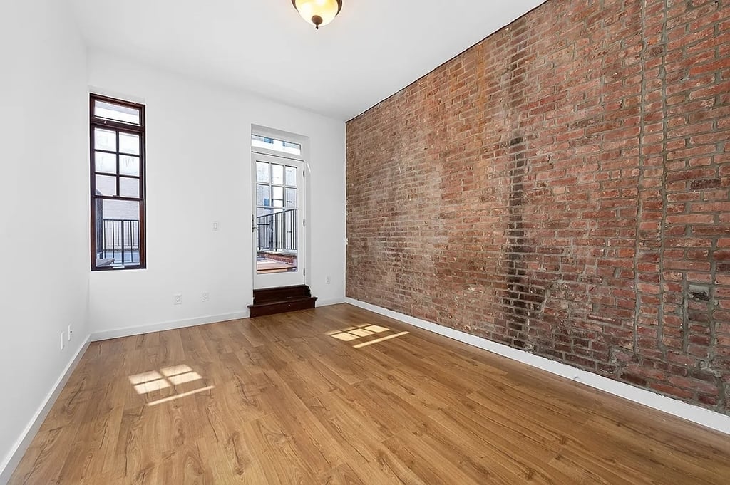 Manhattan listing with exposed brick