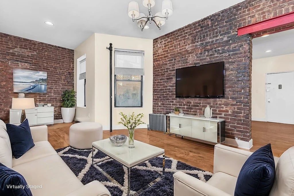 Manhattan apartment with an exposed brick