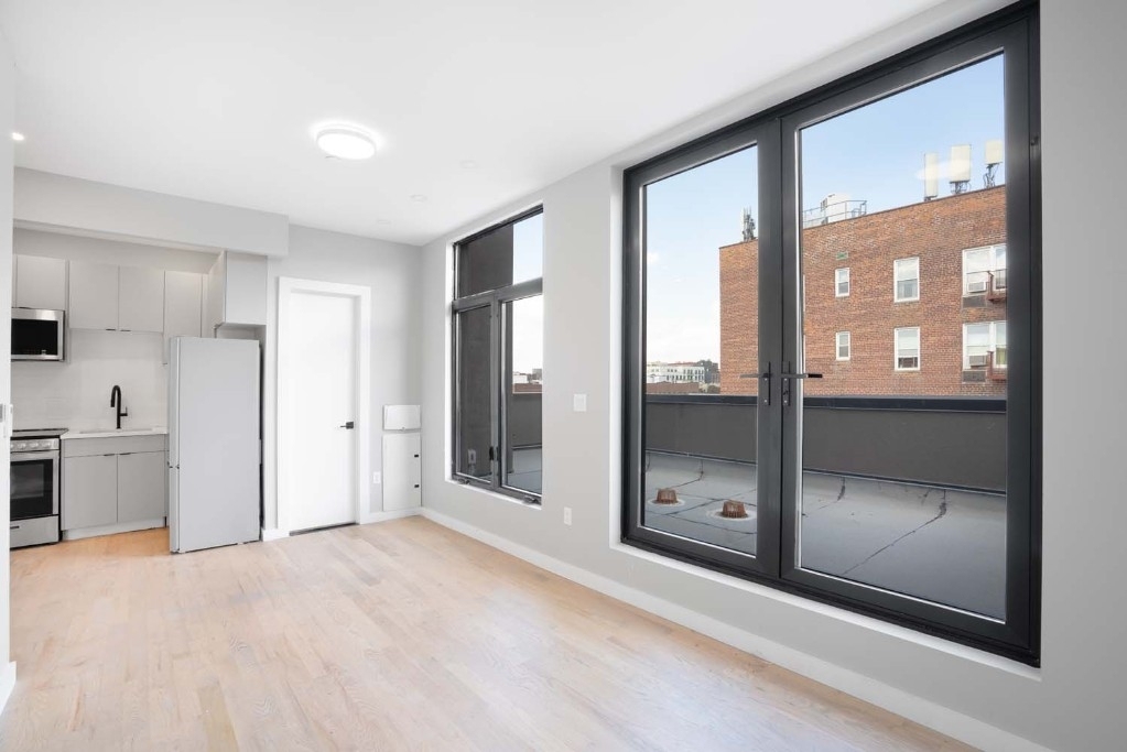 Brooklyn studio with natural light in February 2025